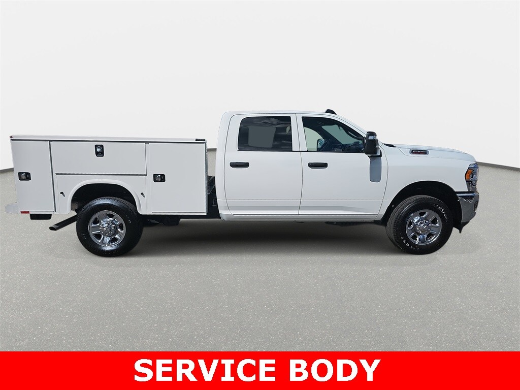 2024 Ram 2500 Tradesman photo 4