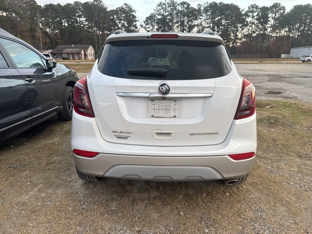 2018 Buick Encore Preferred photo 3