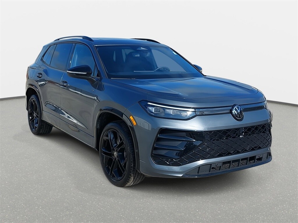 2025 Volkswagen Tiguan SE R-Line Black photo 3