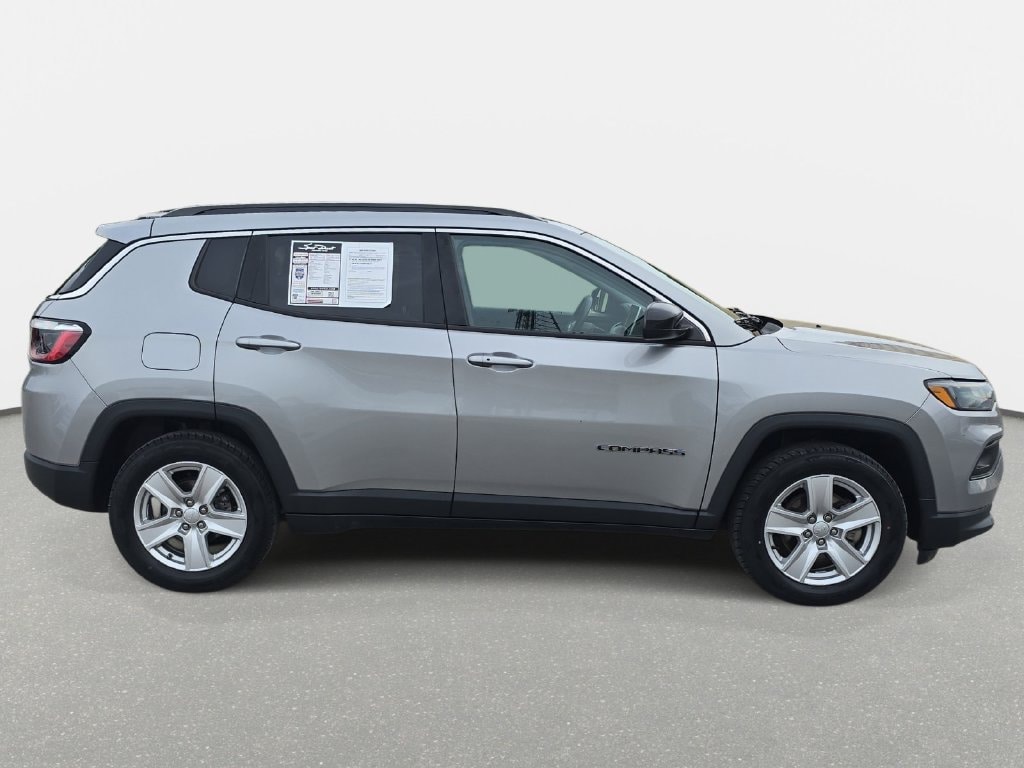 Used 2022 Jeep Compass Latitude SUV
