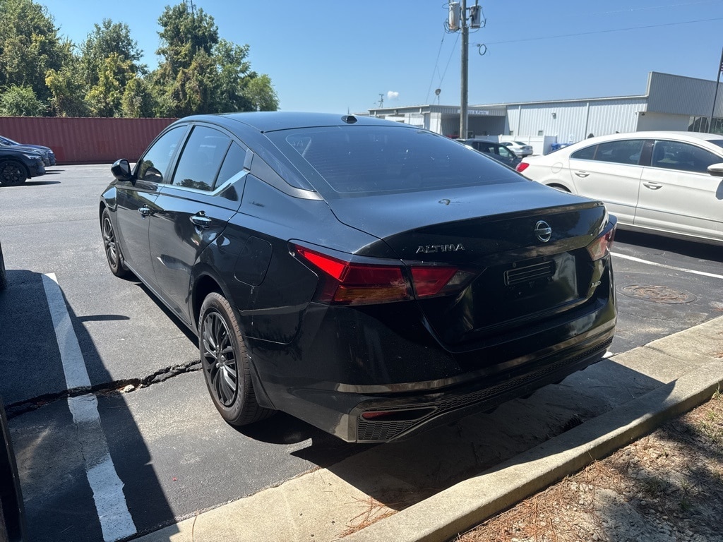 Used 2019 Nissan Altima S with VIN 1N4BL4BW9KC163455 for sale in Jacksonville, NC