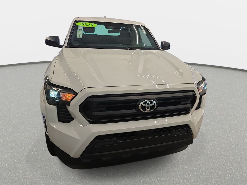 Used 2025 Toyota Tacoma SR Truck