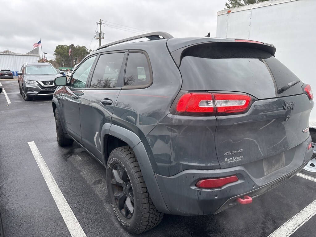 Used 2016 Jeep Cherokee Trailhawk SUV