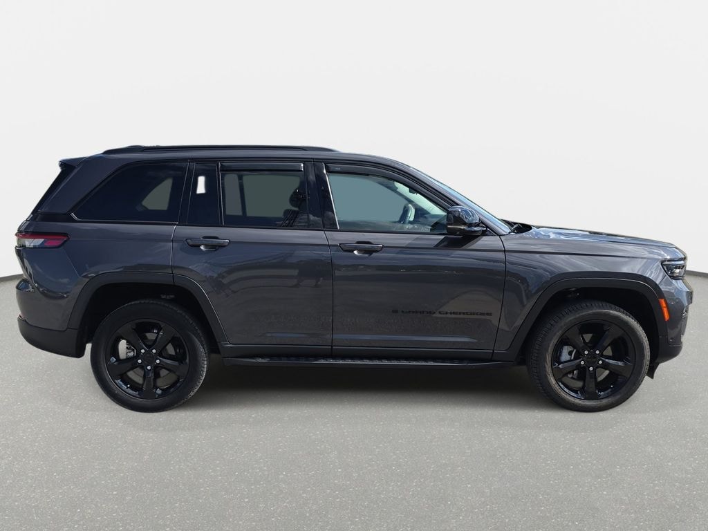 Used 2023 Jeep Grand Cherokee Limited SUV