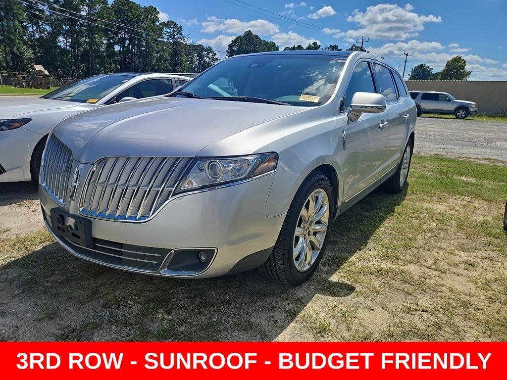 Used 2010 Lincoln MKT Base SUV