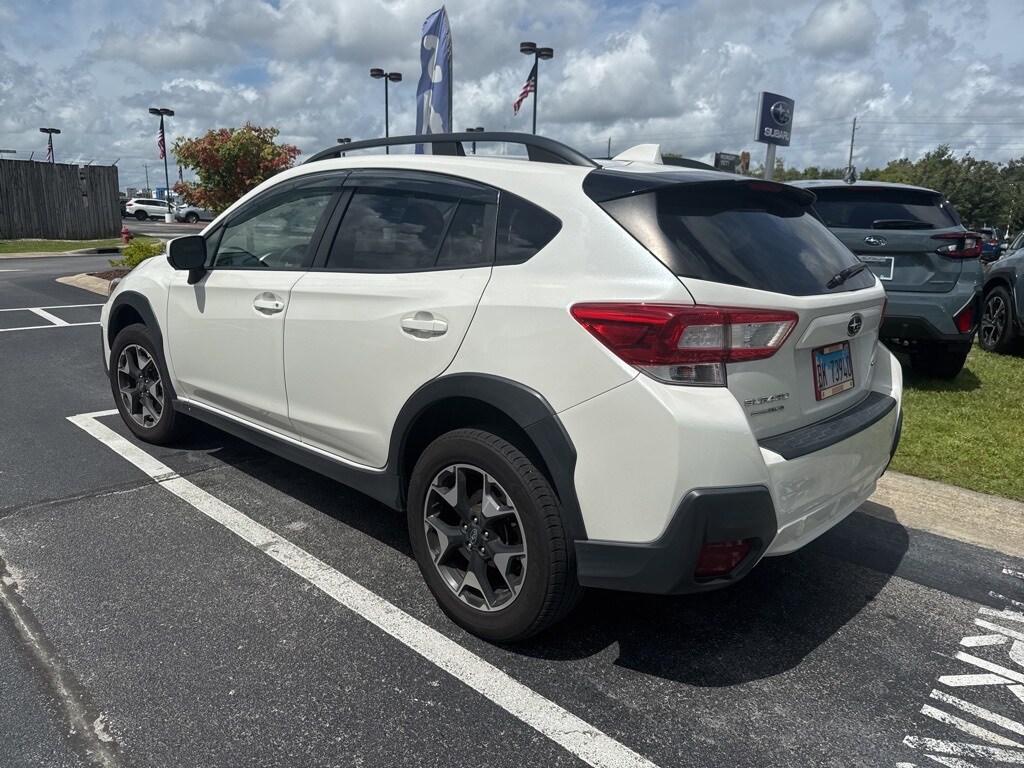 2019 Subaru Crosstrek 2.0i Premium photo 3