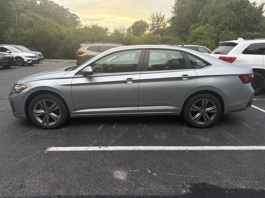 Certified 2024 Volkswagen Jetta 1.5T SE Sedan
