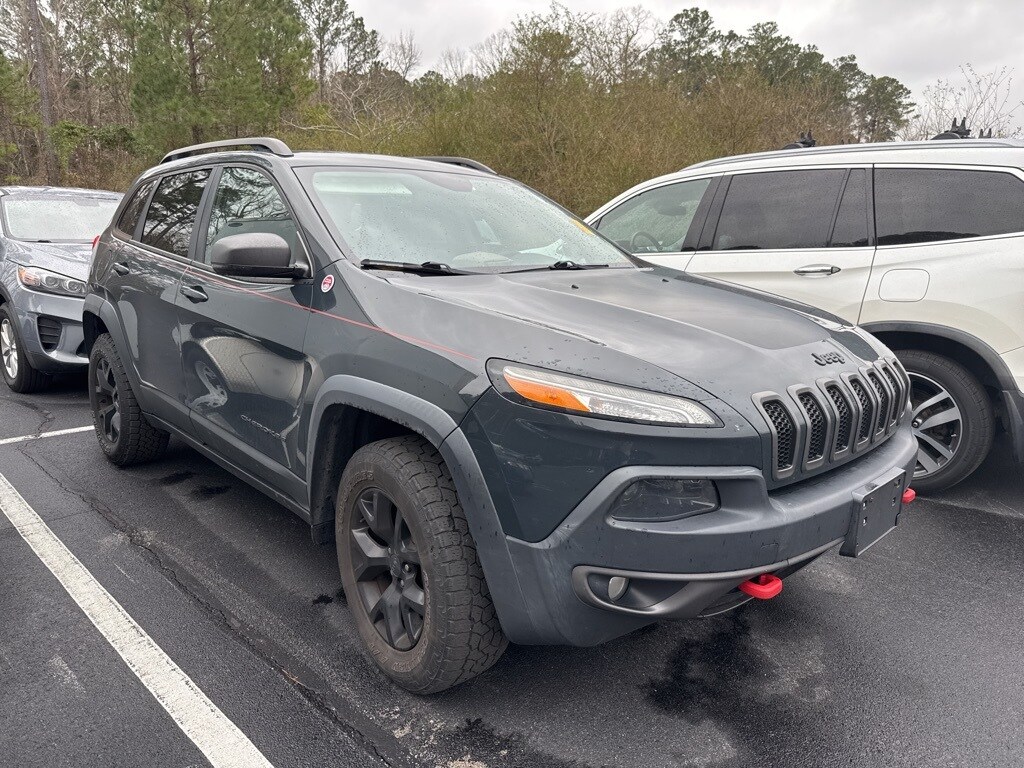 Used 2016 Jeep Cherokee Trailhawk SUV