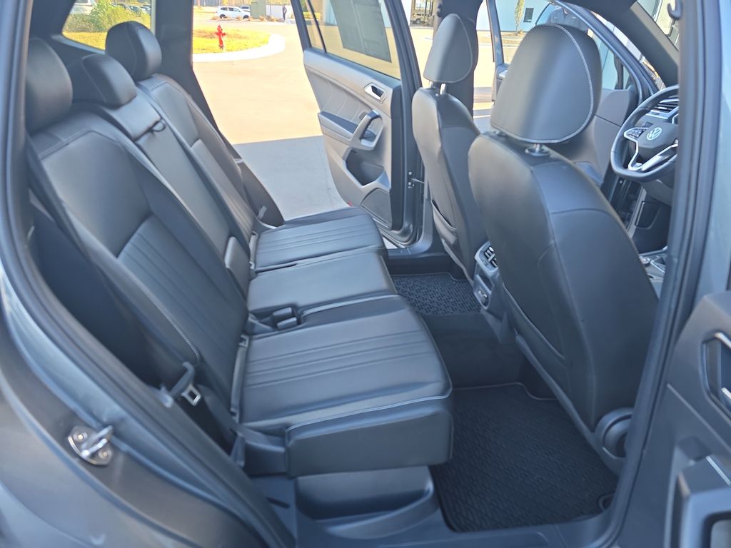 2023 Volkswagen Tiguan SE R-LINE BLACK - Photo 18