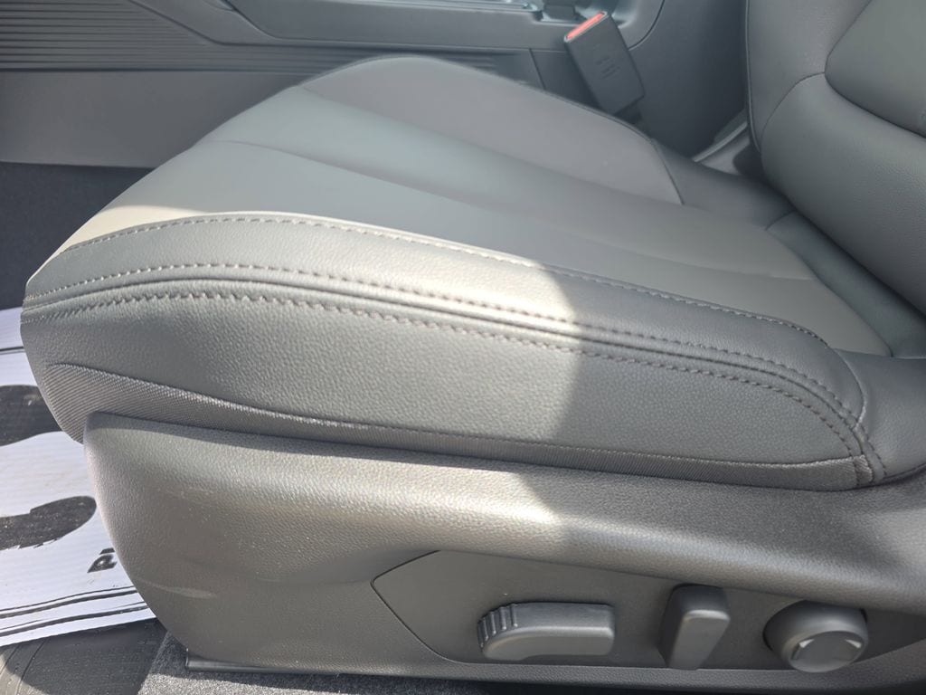 2026 Subaru Outback Premium - Photo 25