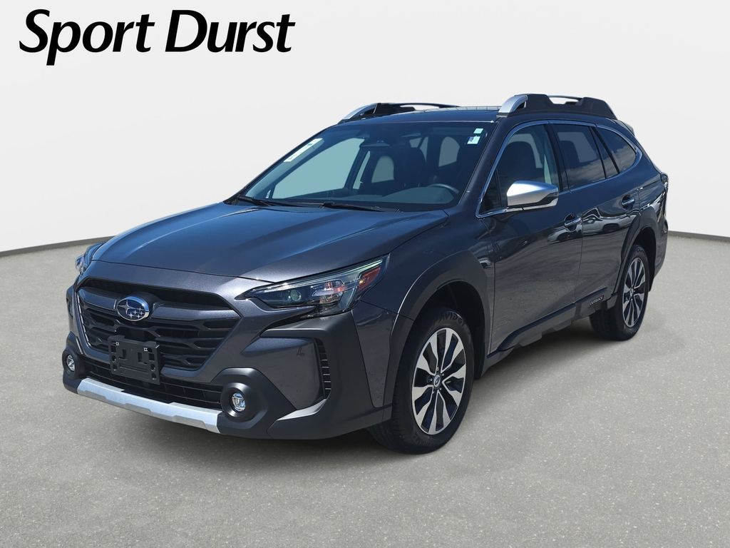 2025 Subaru Outback Touring's photo