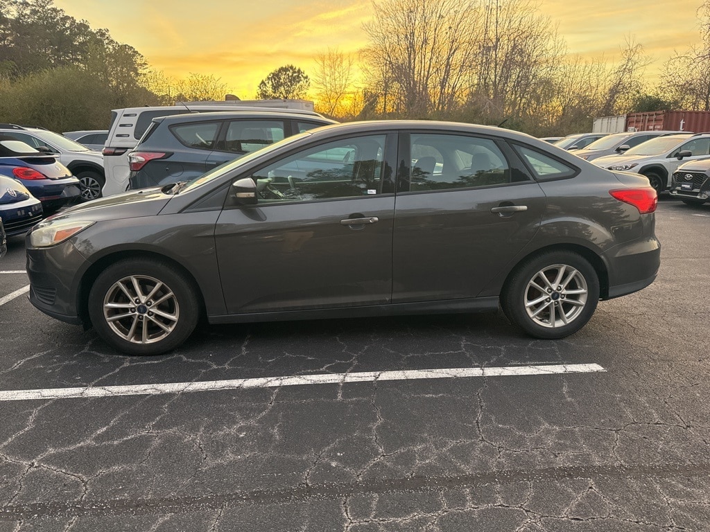 Used 2016 Ford Focus SE Sedan