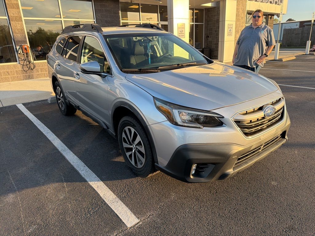 Used 2020 Subaru Outback Premium SUV