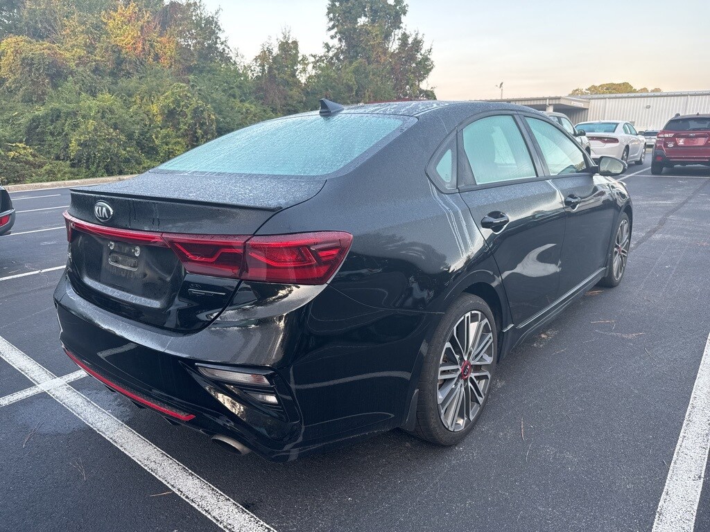 2021 Kia Forte GT photo 3