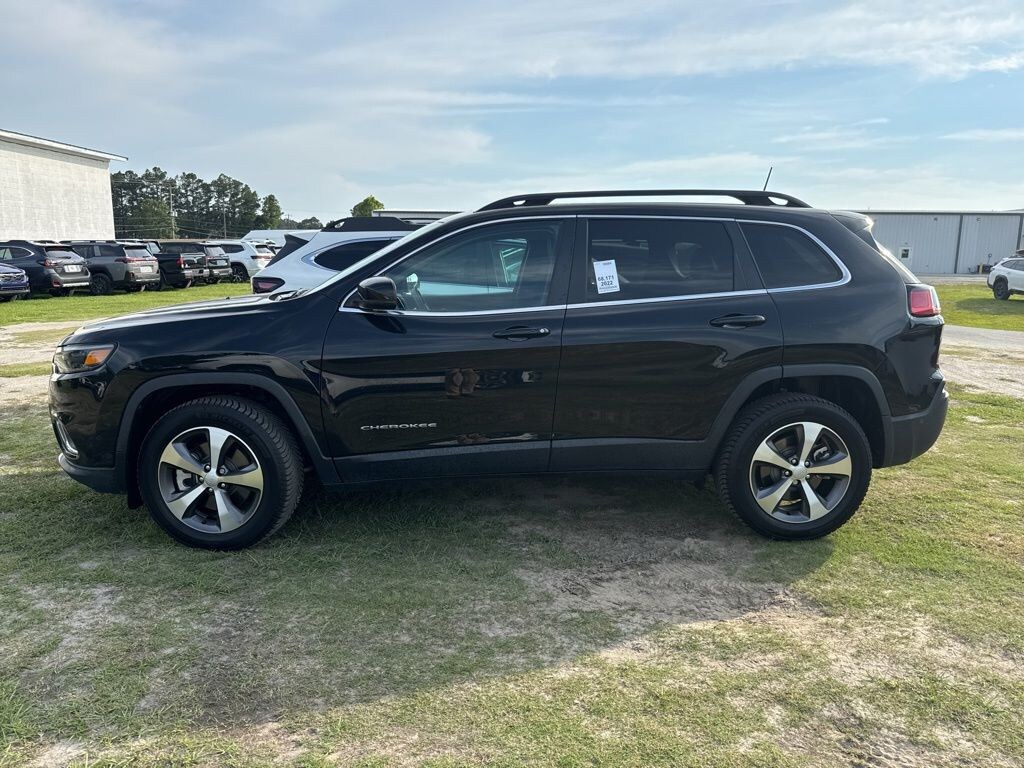 Used 2022 Jeep Cherokee Limited SUV