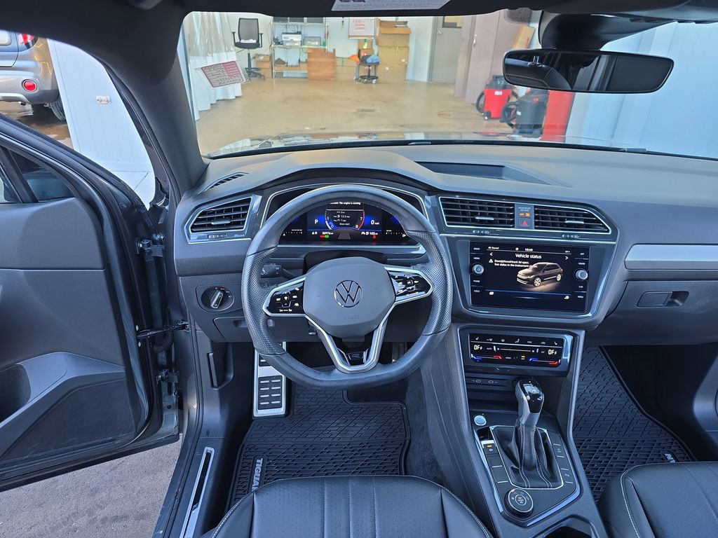 2023 Volkswagen Tiguan SE R-LINE BLACK - Photo 13