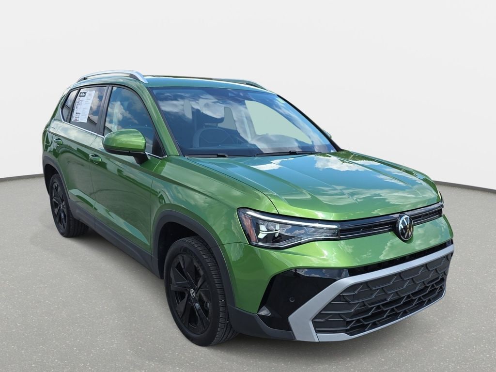 Certified 2025 Volkswagen Taos 1.5T SE SUV