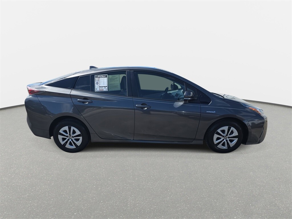 2016 Toyota Prius Two Eco Three Four Touring photo 4