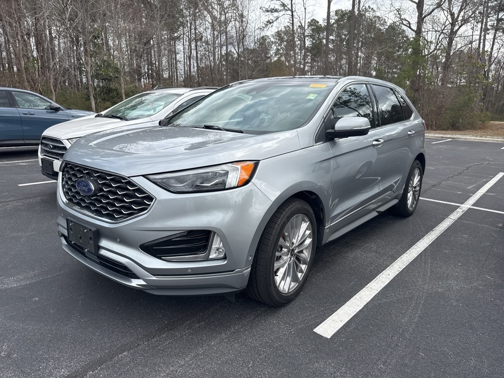 2020 Ford Edge Titanium