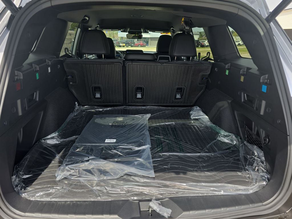 2026 Subaru Outback Premium - Photo 11