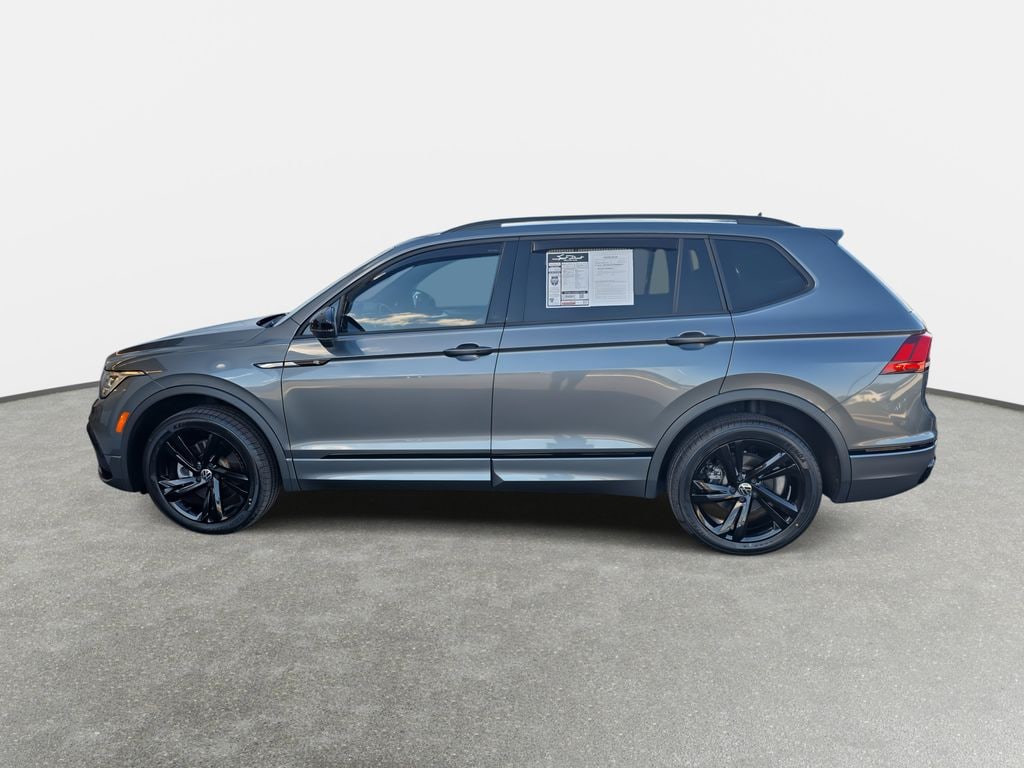 2023 Volkswagen Tiguan SE R-LINE BLACK - Photo 8
