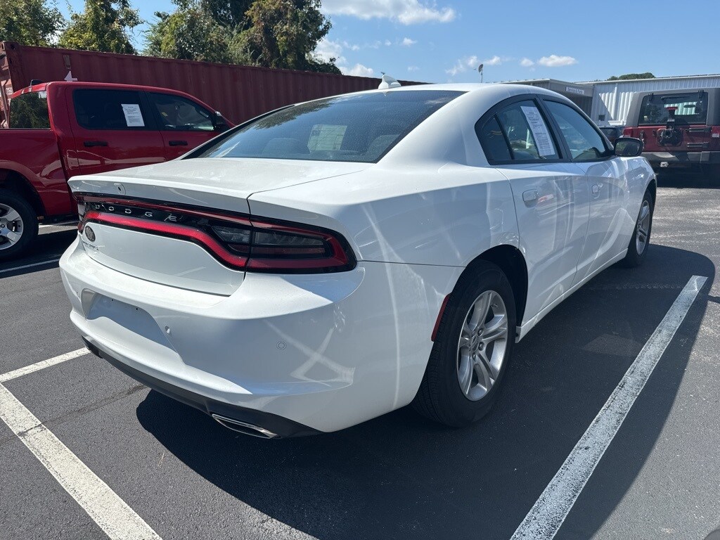 2023 Dodge Charger SXT photo 4