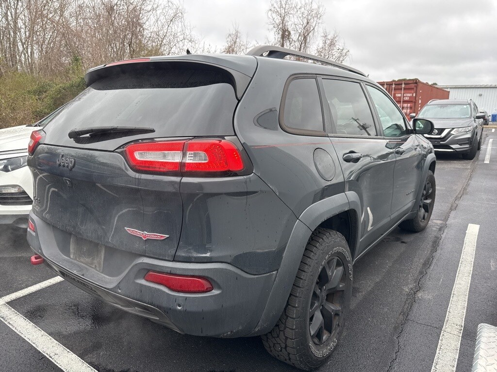 Used 2016 Jeep Cherokee Trailhawk SUV