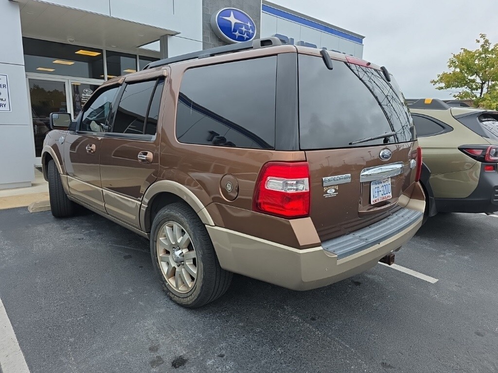 2012 Ford Expedition XLT King Ranch photo 2