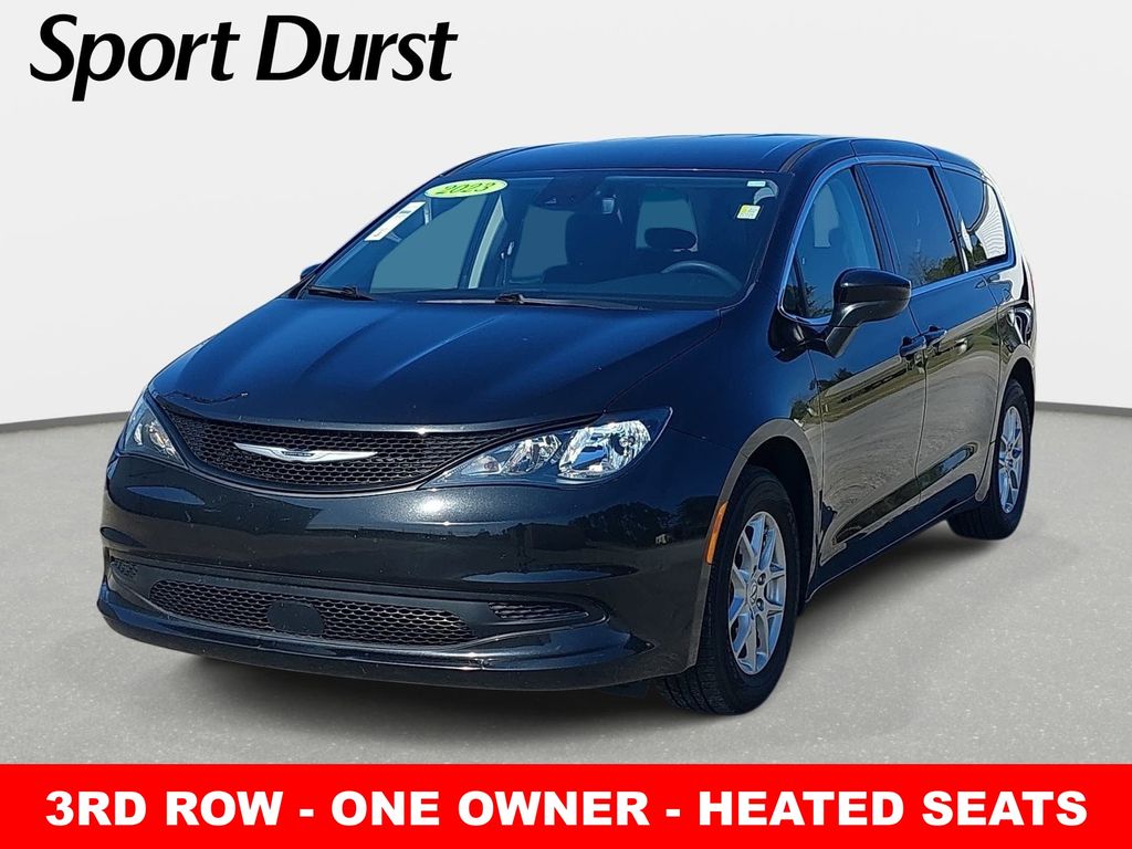 2023 Chrysler Voyager LX's photo