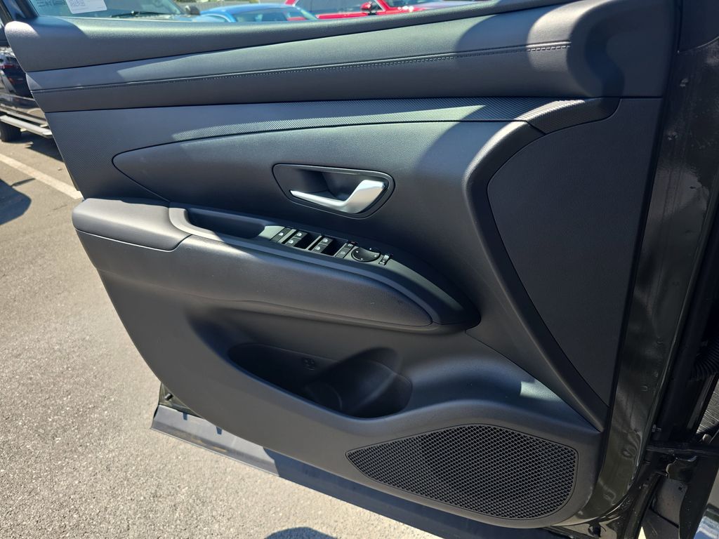 2025 Hyundai Santa Cruz SEL - Photo 25