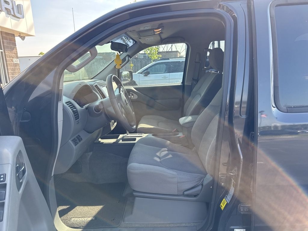 Used 2012 Nissan Frontier SV Truck
