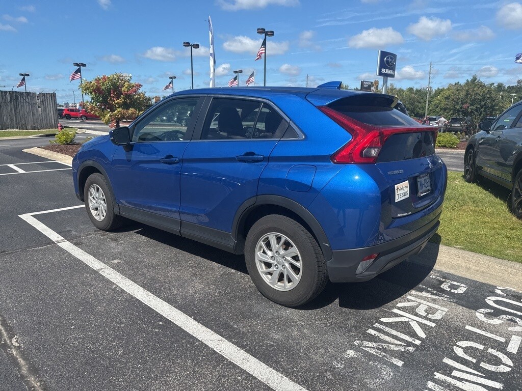 2019 Mitsubishi Eclipse Cross ES photo 2