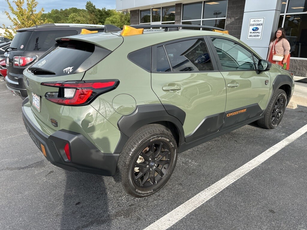 2024 Subaru Crosstrek Wilderness photo 2