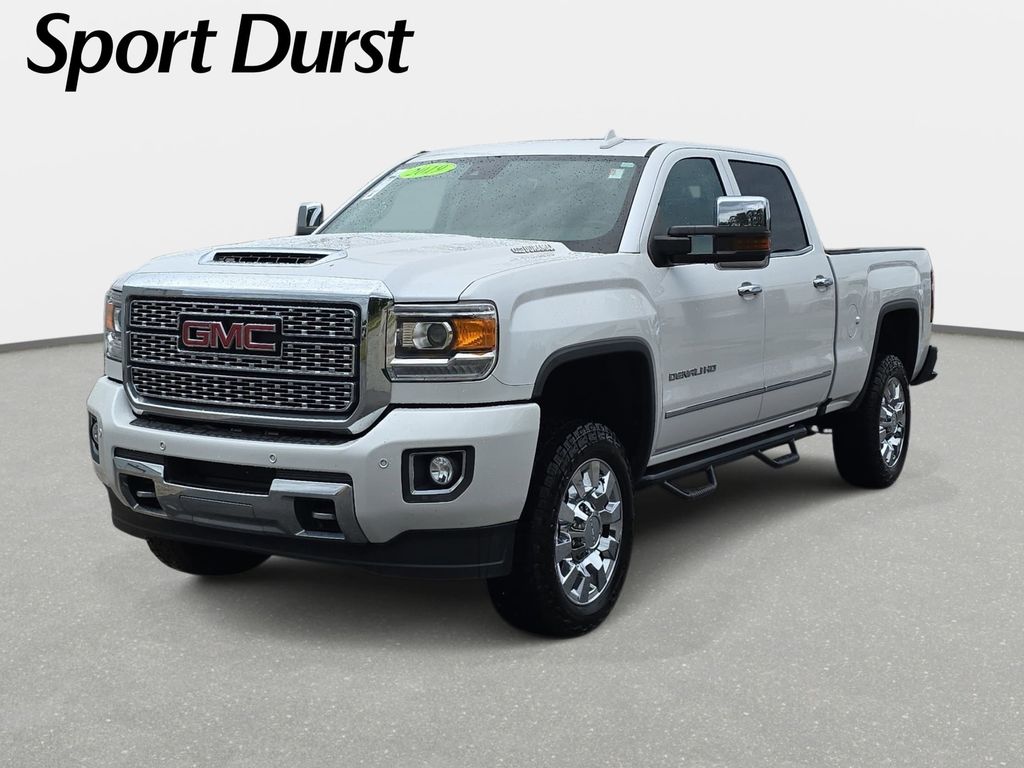 2019 GMC Sierra 4WD Crew Cab Standard Box Denali's photo