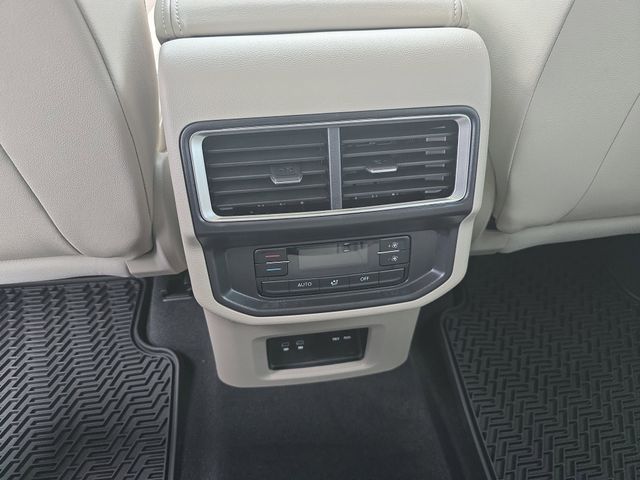 2026 Volkswagen Atlas SE w/Tech - Photo 15