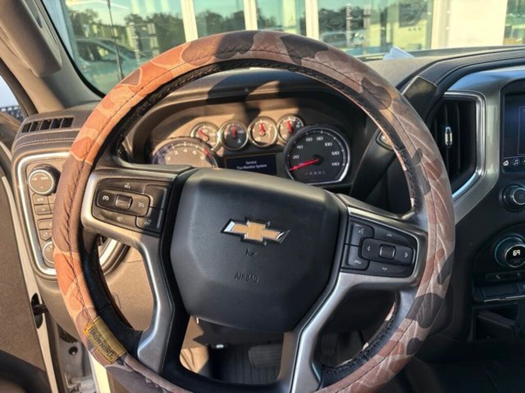 Used 2020 Chevrolet Silverado 1500 LT Truck
