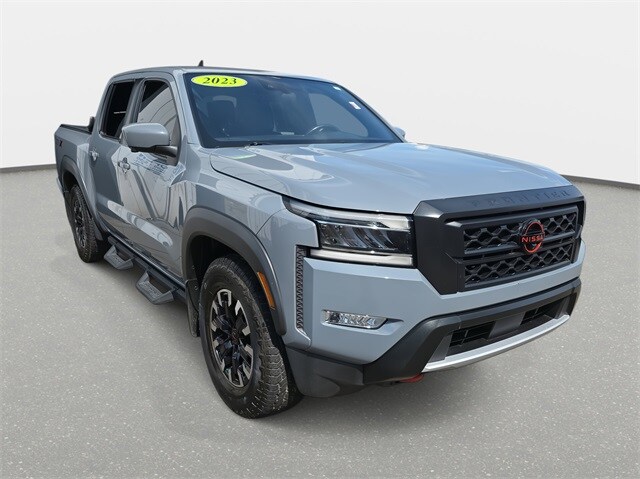 2023 Nissan Frontier PRO-X photo 3