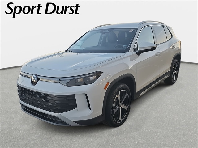 2026 Volkswagen Tiguan SE's photo