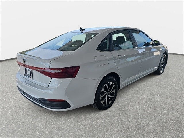 2026 Volkswagen Jetta 1.5T S photo 4