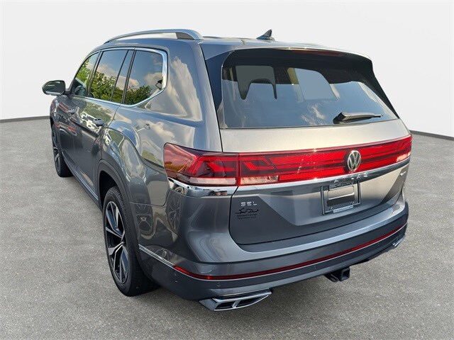 2025 Volkswagen Atlas SEL Premium R-Line photo 3