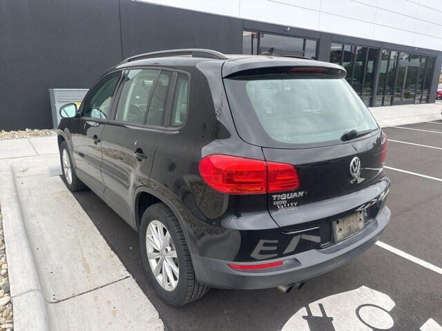 2017 Volkswagen Tiguan Limited photo 3