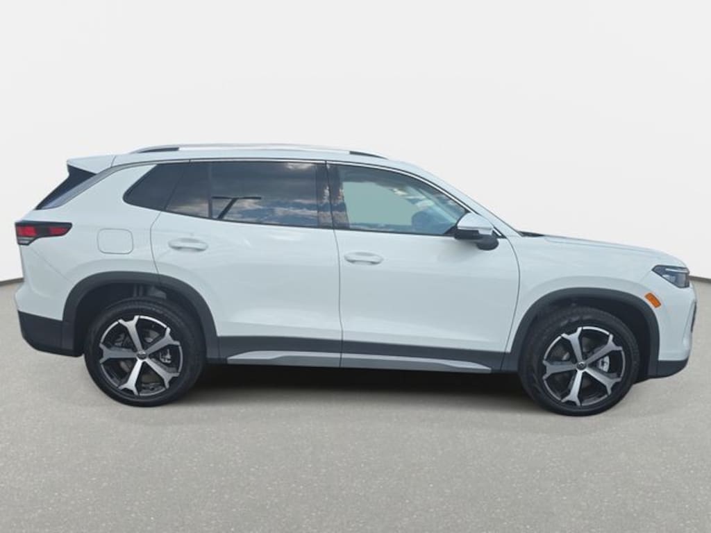 New 2026 Volkswagen Tiguan SE SUV