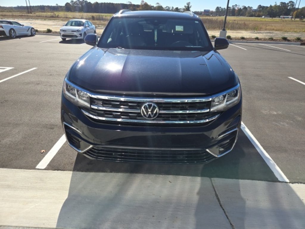 Used 2022 Volkswagen Atlas Cross Sport 2.0T SEL R-Line SUV