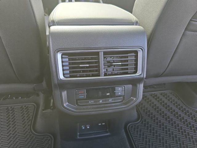 2026 Volkswagen Atlas SE w/Tech - Photo 15