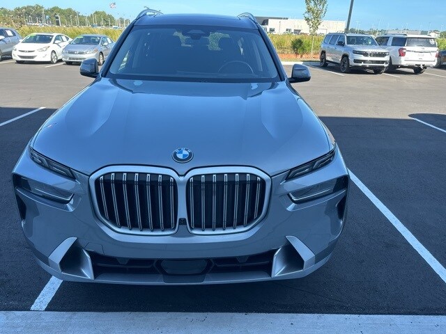 2025 Bmw X7 xDrive40i photo 3