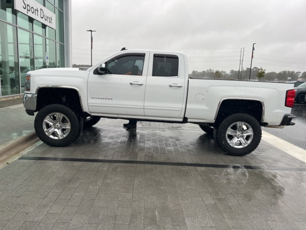 Used 2018 Chevrolet Silverado 1500 LT Truck