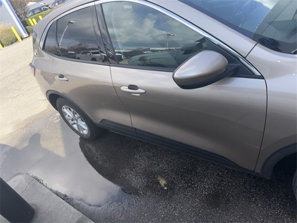 Used 2020 Ford Escape SE SUV