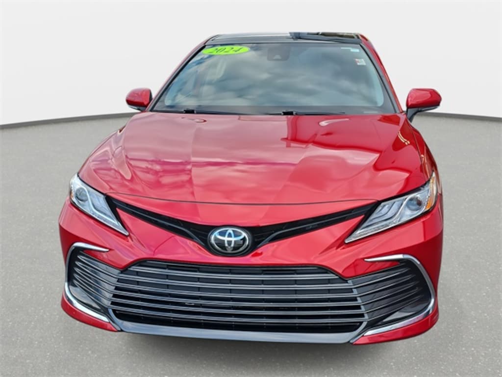 Used 2024 Toyota Camry XLE Sedan