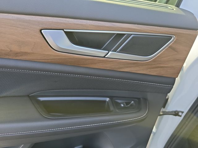 2026 Volkswagen Atlas SE w/Tech - Photo 16