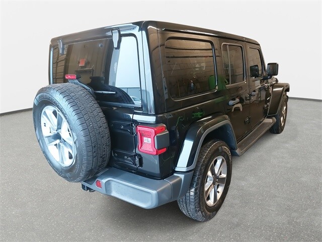 2018 Jeep Wrangler Unlimited Sahara photo 4